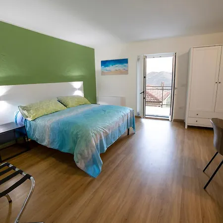 Anele לינה וארוחת בוקר