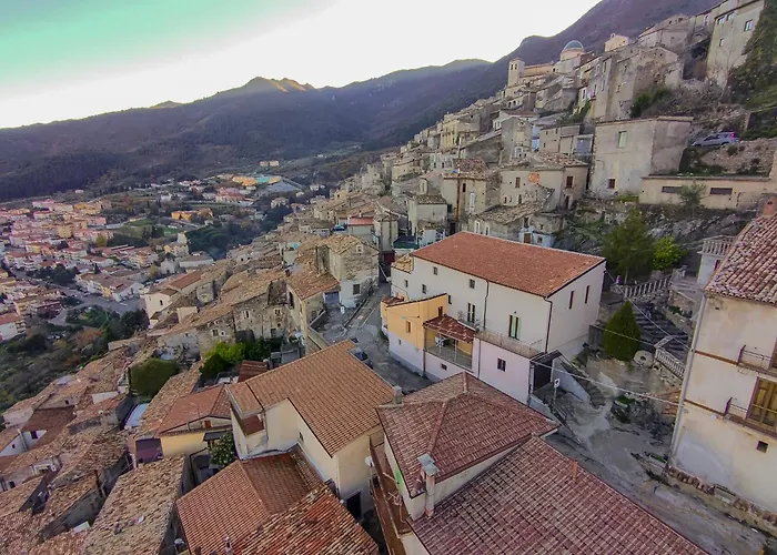 לינה וארוחת בוקר Anele מוראנו קלאברו