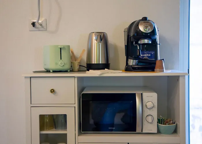 Anele לינה וארוחת בוקר