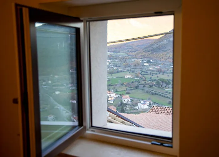 Anele לינה וארוחת בוקר